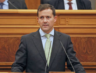 Velázquez denuncia que “Page ha mentido y ha abandonado a los vecinos de Manzanares ante la crisis sanitaria de la legionela”