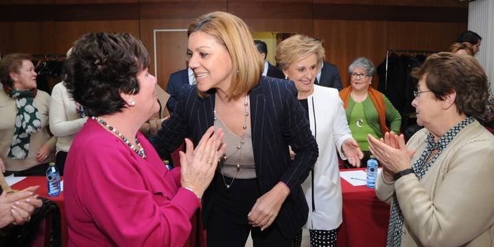 Cospedal destaca que el empleo es una garantía para la igualdad