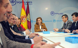 Cospedal: &#8220;El acuerdo entre PSOE y Ciudadanos es un pacto entre partidos, no de investidura ni de Gobierno&#8221;