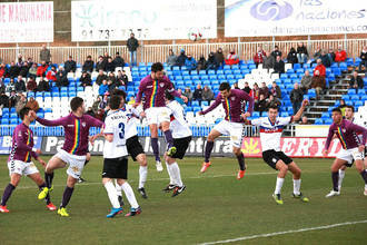 Reparto de puntos en el Escartín este domingo