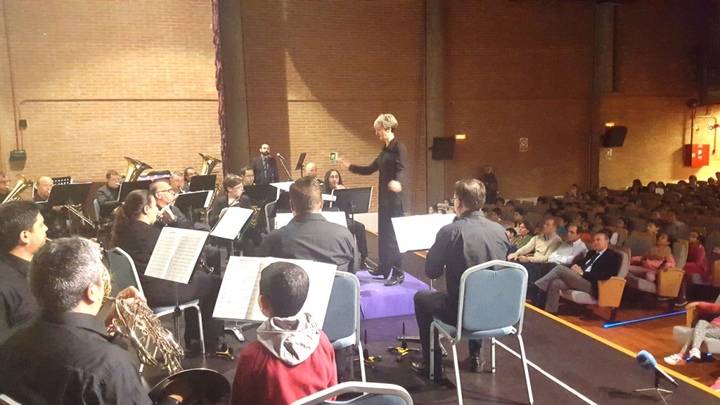 El presidente de la Diputación asiste al Concierto Pedagógico de la Banda de Música