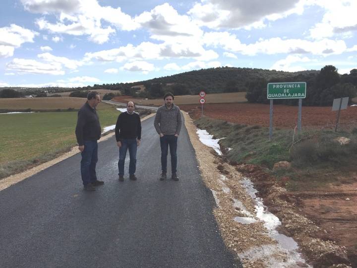 La Diputación finaliza el arreglo de la carretera entre Villel de Mesa y el límite de Zaragoza