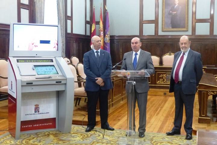 Importante apuesta de la Diputación por acercar la administración a los ciudadanos con oficinas electrónicas