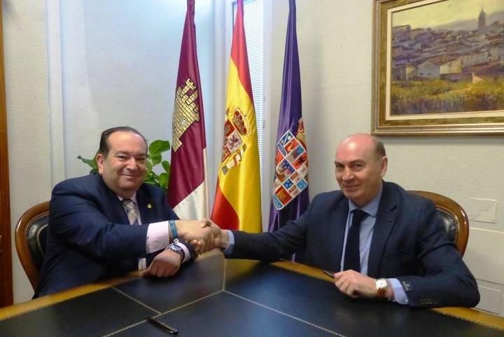 La Diputación facilita asistencia jurídica a los pequeños municipios de la provincia