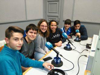 El CIJ La Salamandra promueve un 'Espacio joven en la radio' 