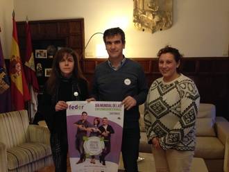 El alcalde se reúne con la Asociación de Enfermedades Raras de Guadalajara