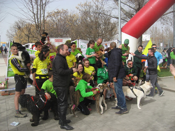 Juan Carlos de la Luz y Gana se impusieron en el VII Canicross de Guadalajara
