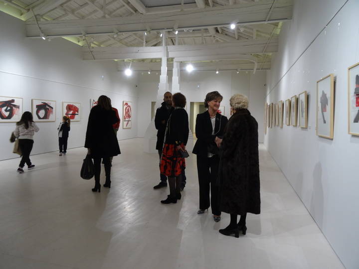 Las salas del Museo Francisco Sobrino acogen la exposición Gesto y Geometría. En el paso del milenio, del pintor Luis Feito