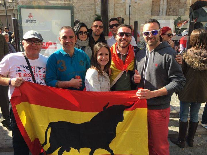 La Peña Taurina de Azuqueca no ha querido perderse la histórica manifestación de Valencia