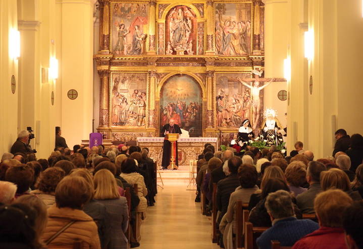 El pregón oficial de la Semana Santa de Guadalajara ha corrido a cargo del cardenal franciscano y arzobispo emérito de Sevilla, Carlos Amigo