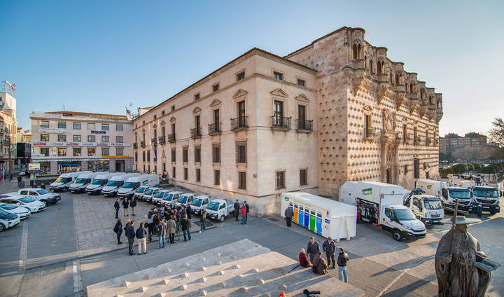 Guadalajara estrena nuevos vehículos y maquinaria de limpieza y recogida de residuos