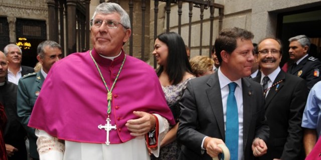 El arzobispo de Toledo pone a escurrir, con razón, a Page y a sus socios de Podemos
