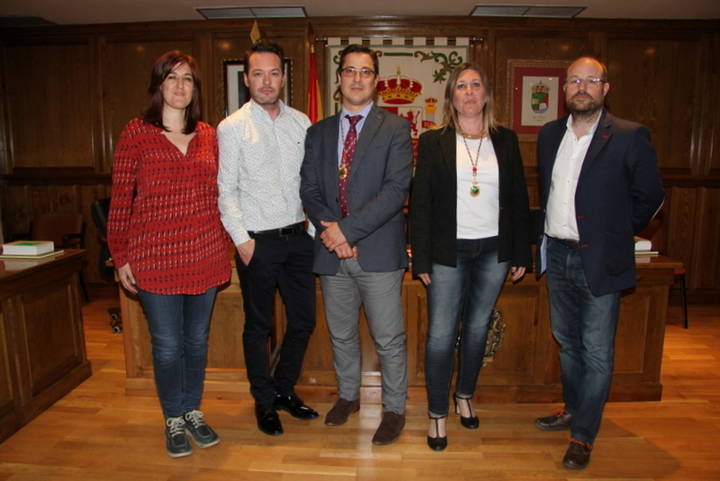 Marta Usano y José María González toman posesión como concejales en el Grupo Municipal Ciudadanos Alovera