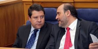 Page consuma sus presupuestos regionales gracias al sí de Podemos