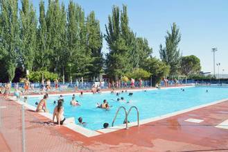 Comienza la temporada de baños en la piscina de verano de Azuqueca