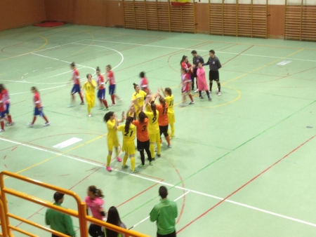 Las chicas del Alovera despiden la temporada con una contundente victoria frente al At. Madrid B