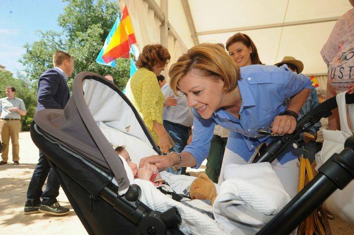 Cospedal: “A la izquierda radical no le gusta, pero sí a la mayoría de los españoles: vamos a bajar los impuestos”