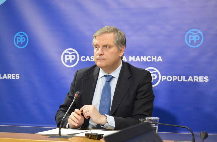 Cañizares: “Con Page se vertían neumáticos en el vertedero de Seseña y con Cospedal se sacaban”