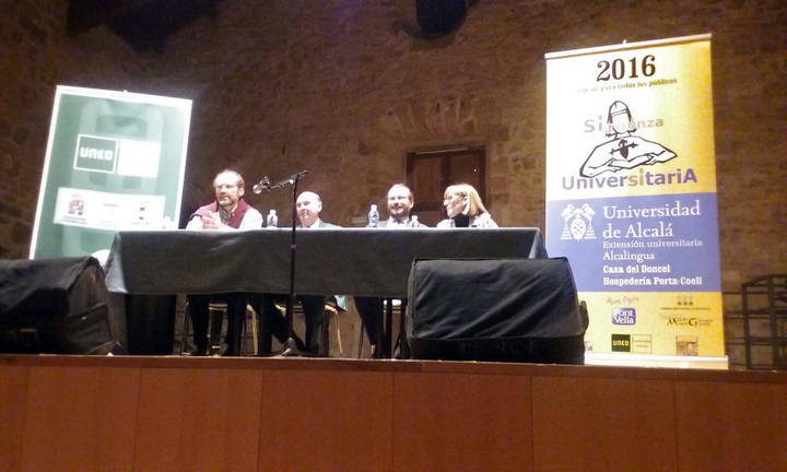 El historiador Luis Gorrochategui desvela la historia de la Contra Armada en Sigüenza Universitaria