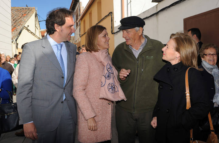 Cospedal denuncia que Castilla-La Mancha es una de las tres regiones de las que más empresas se van “porque el Gobierno regional sube los impuestos”