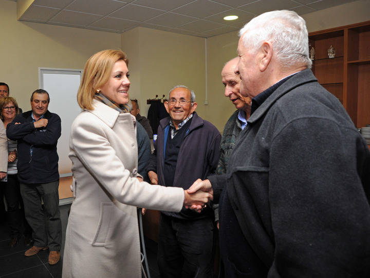 Cospedal indica que los agricultores no se merecen una administración que no funcione y no sea diligente