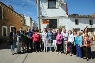 Cospedal destaca que, por primera vez desde 2010, estemos por debajo de los cuatro millones de parados