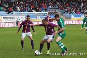Un Dépor nervioso y aturullado se deja 3 puntos en casa y se le complica la permanencia