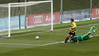 El Dépor sigue fallado en defensa y el Castilla, con Mariano, le sentencia con un 6-3