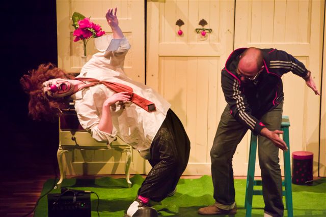 Comando Teatral y El Perro Azul traen este sábado el teatro del humor y los valores a Yebes y Valdeluz