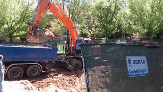Guadalagua rehabilita parte de la canalización de la plaza Sor María Lovelle