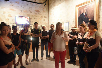 Los alumnos visitan el Museo del Viaje a la Alcarria en el castillo de Torija