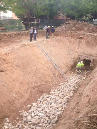 Guadalagua rehabilita parte de la canalización de la plaza Sor María Lovelle