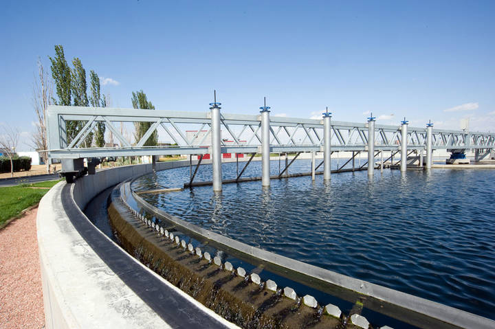 Guadalagua y Ayuntamiento buscan la fórmula de eliminar el nitrógeno de las aguas residuales