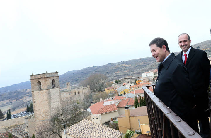 Artículo de opinión de Emiliano García Page: Cien años de Don Camilo