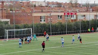 Hogar y Dínamo logran unas tablas que no dejan a nadie contento en el derbi alcarreño