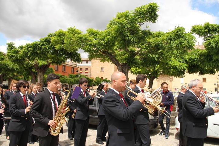 La procesión del Corpus lució por las calles de Pastrana