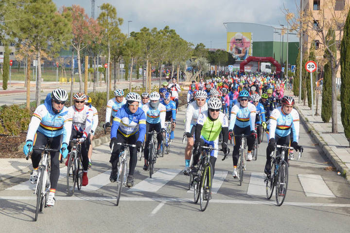 La II Marcha Cicloturista Homenaje a José Luis Viejo superó los 400 participantes