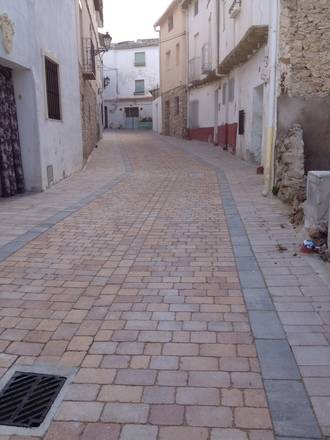 El Ayuntamiento de Almonacid inicia la renovación de redes en el casco antiguo