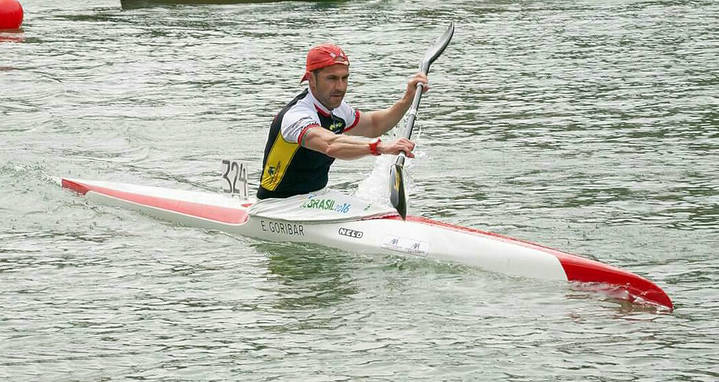 Ernesto Goribar conseguía una brillante tercera posición final en la Copa de España de medio maratón de Piragüismo.