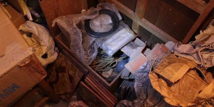 Aparecen tres cartuchos de dinamita en un trastero de Guadalajara