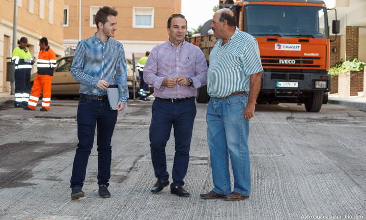 Nuevo firme para las calles Papa Juan XXIII y Cuesta del Matadero