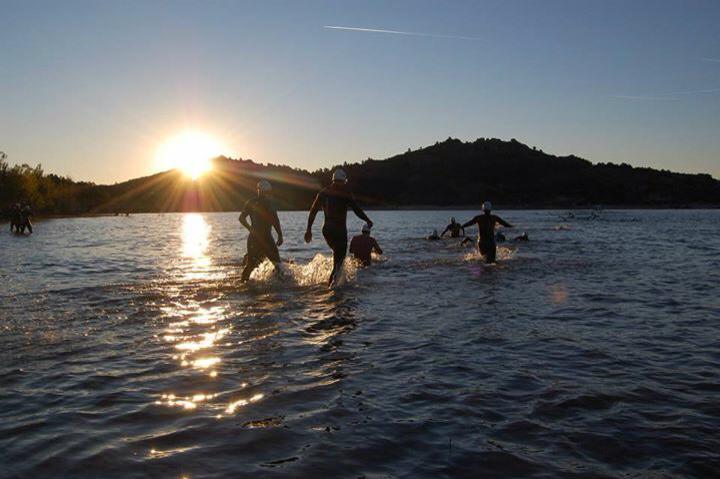 Desde playthe.net apuestan por el deporte en el Triatlón Bola del Mundo