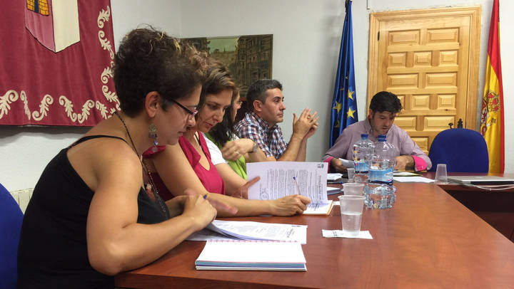 El Ayuntamiento de Torrejón del Rey solicitará a Diputación flexibilizar el cobro de los recibos de IBI y agua a petición de Ciudadanos (Cs)