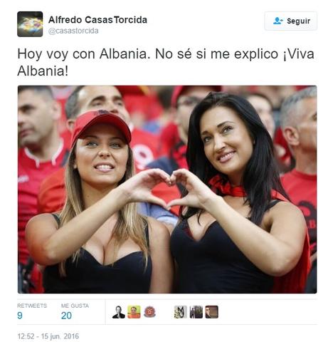 No se pierda a las dos albanesas que fueron trending topic en el partido Francia vs Albania
