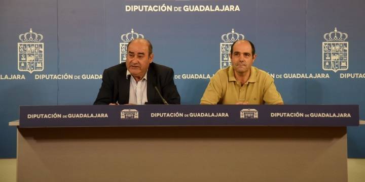 Las cisternas de agua potable de Diputación han tenido que ir a 20 pueblos en lo que va de verano