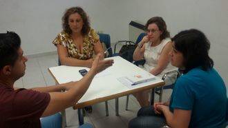 El Ayuntamiento de la capital se interesa por los programas prevención de drogas de Proyecto Hombre