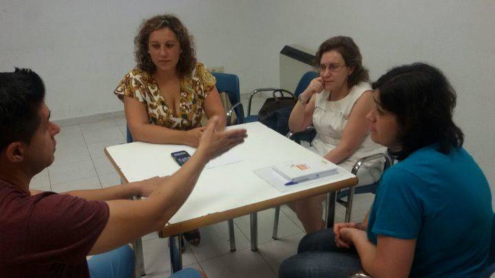 El Ayuntamiento de la capital se interesa por los programas prevención de drogas de Proyecto Hombre