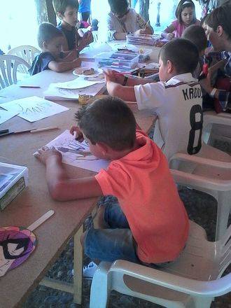 Los más pequeños de Trillo y Torija conocen la figura de Cervantes a través de unas jornadas infantiles