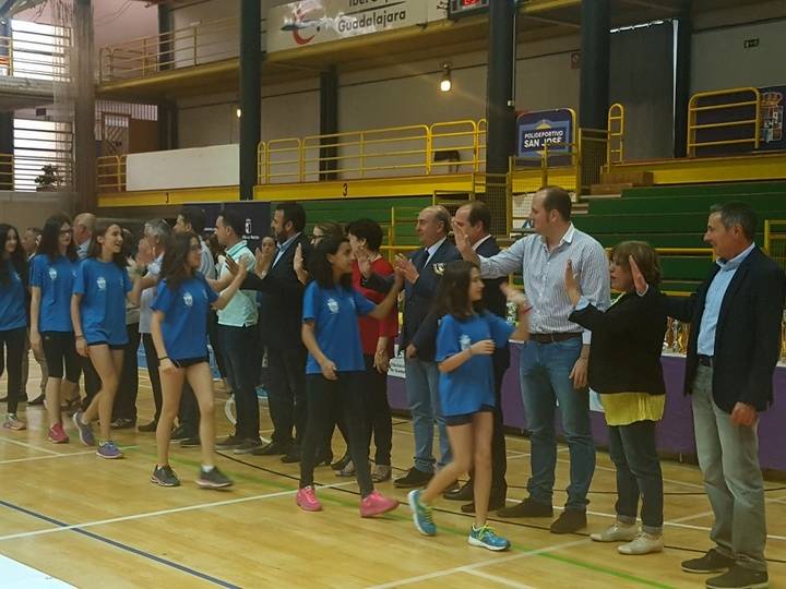 El Polideportivo San José de la Diputación acoge la entrega de premios del Campeonato de Deporte en Edad Escolar