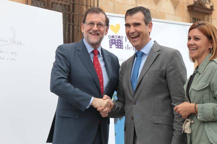 El PP augura una noche larga con unos veinte diputados 